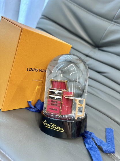 Cristal Ball Christmas LV Monogram