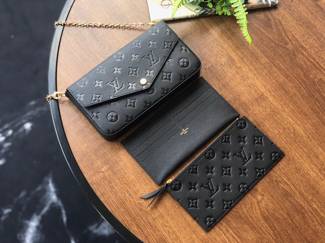 LV POCHETTE FÉLICIE Black