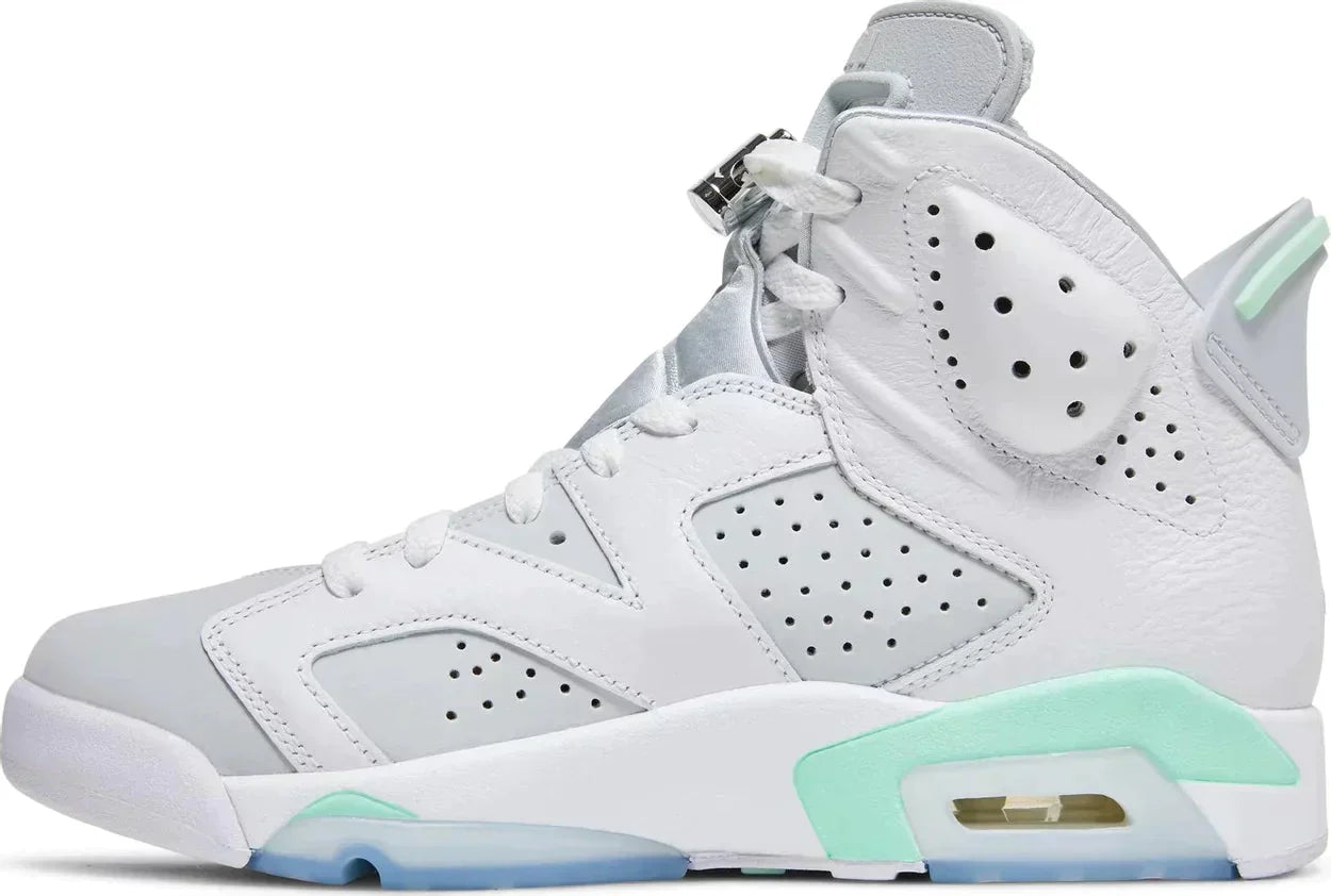 Air Jordan 6 Retro 'Mint Foam' Sneakers for Women