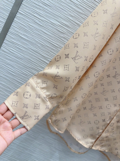 LV 25 Full Of Small Details Set Light Brown Poliester