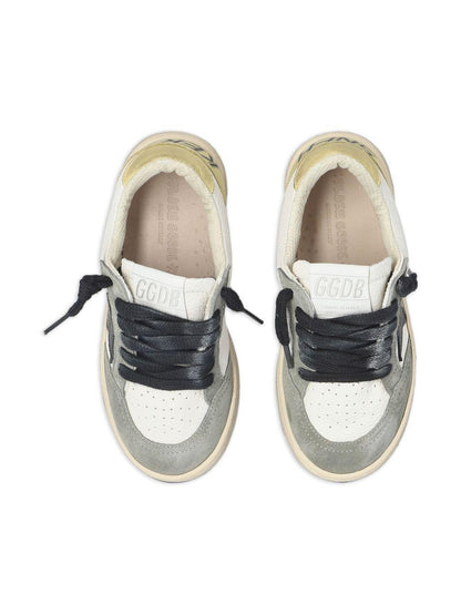 Sneakers Ball Star per bambino Golden Goose Kids grigie con inserti in pelle scamosciata