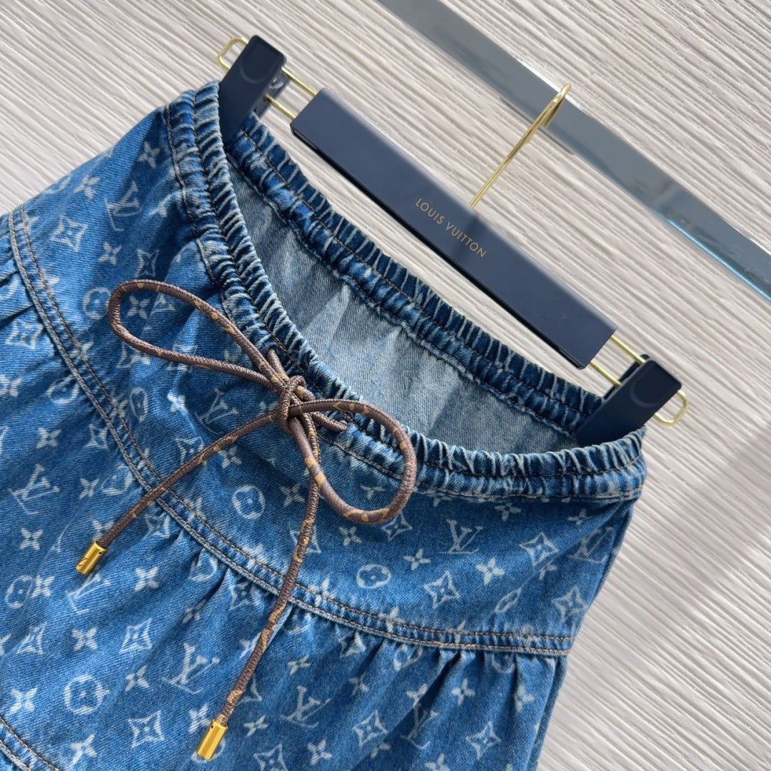 LV 25 Both Muscular Soft Denim Skirt Blue Cotton