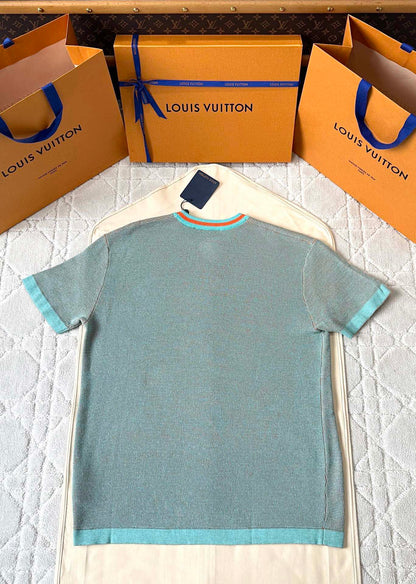 LV 25  Dolphin Jacquard Short Sleeve  Shirt Blue Sweater Knit